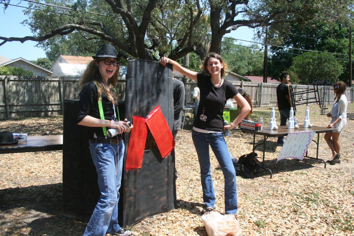 Sophomores' To Kill A Mockingbird Festival for Prizes