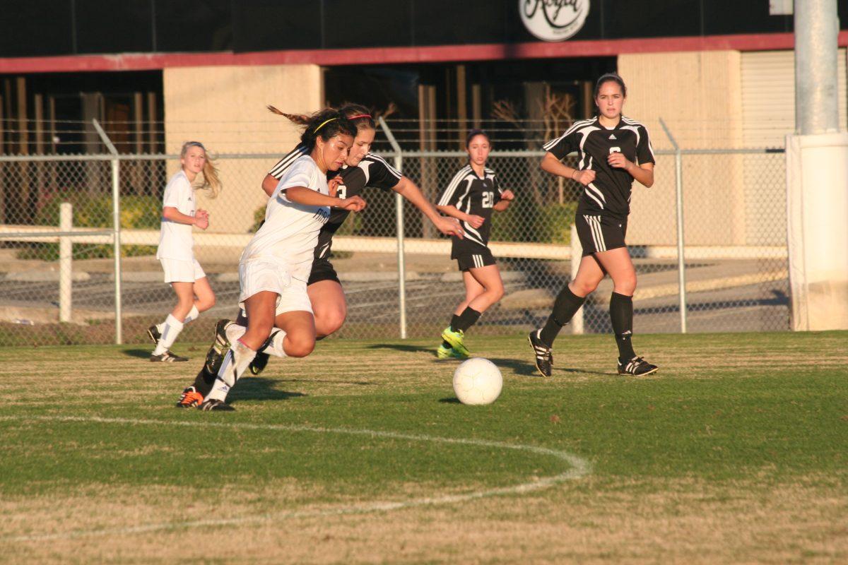 YOU GOAL, GIRL! Girls' Soccer Advances To Quarterfinals