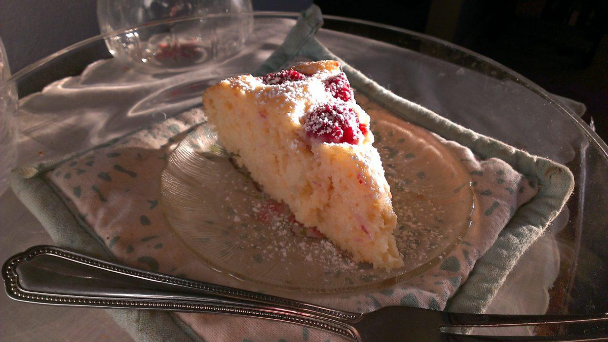 Offbeat Bites: Raspberry Ricotta Cake