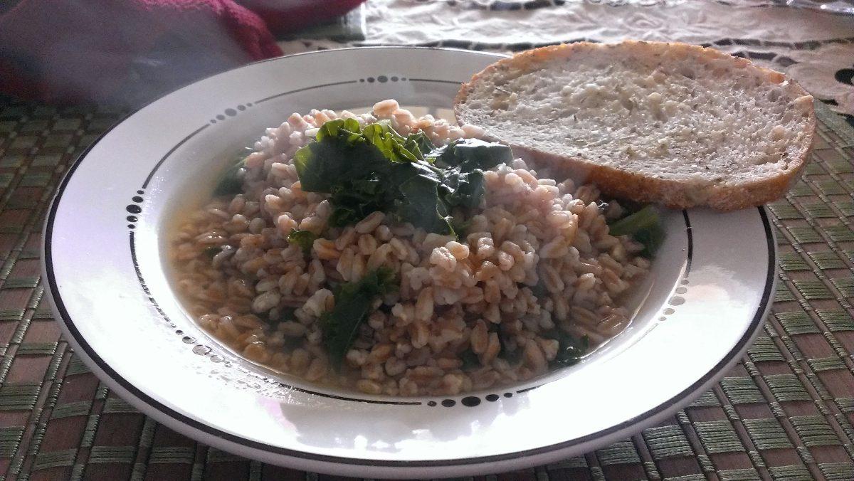 Offbeat Bites: Kale and Farro Soup