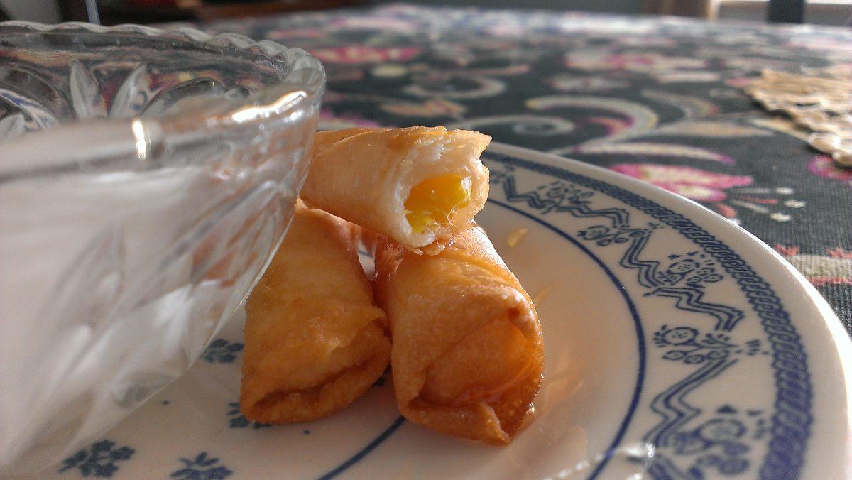 Offbeat Bites: Fruity Spring Rolls