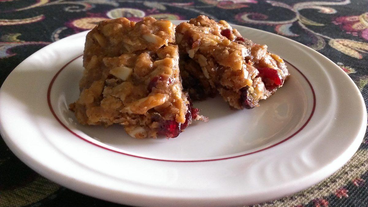 Offbeat Bites: Peanut Butter Granola Squares