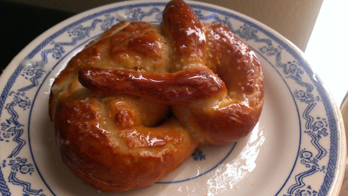 Offbeat Bites: Fat Fluffy Pretzels