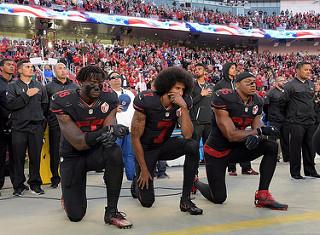 Kneeling, Protesting