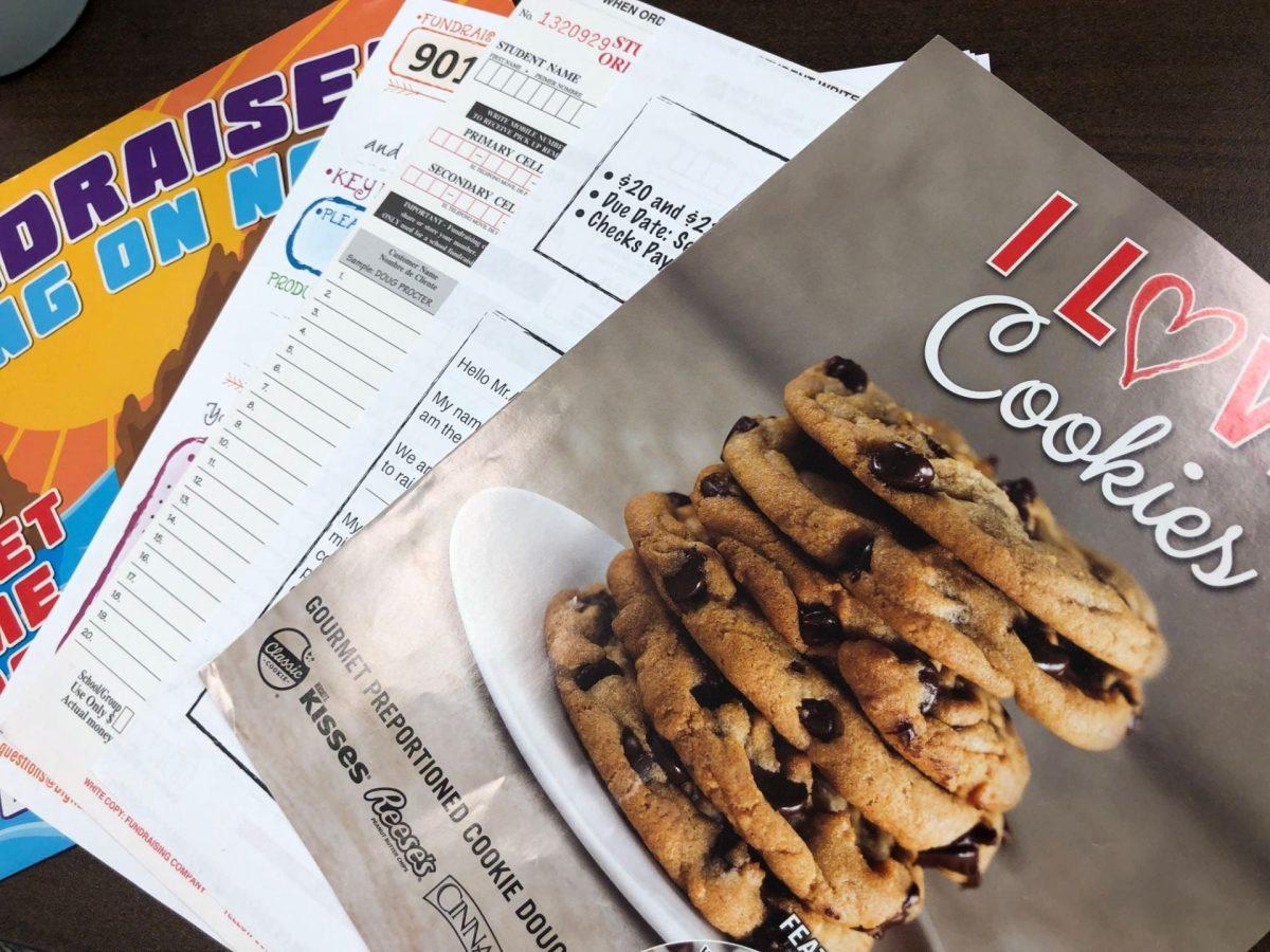 Band's cookie dough fundraiser. Photo by Karen Mendoza.