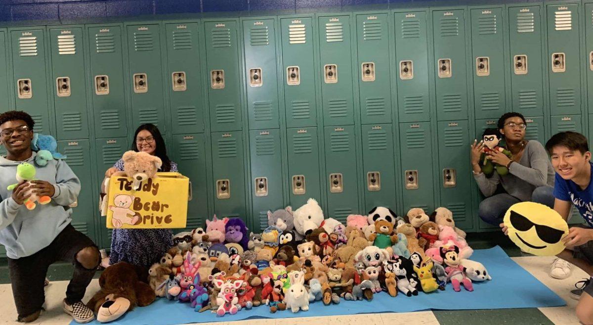 Stuco members with all the bears they collected. Photo by Bianca Contreras