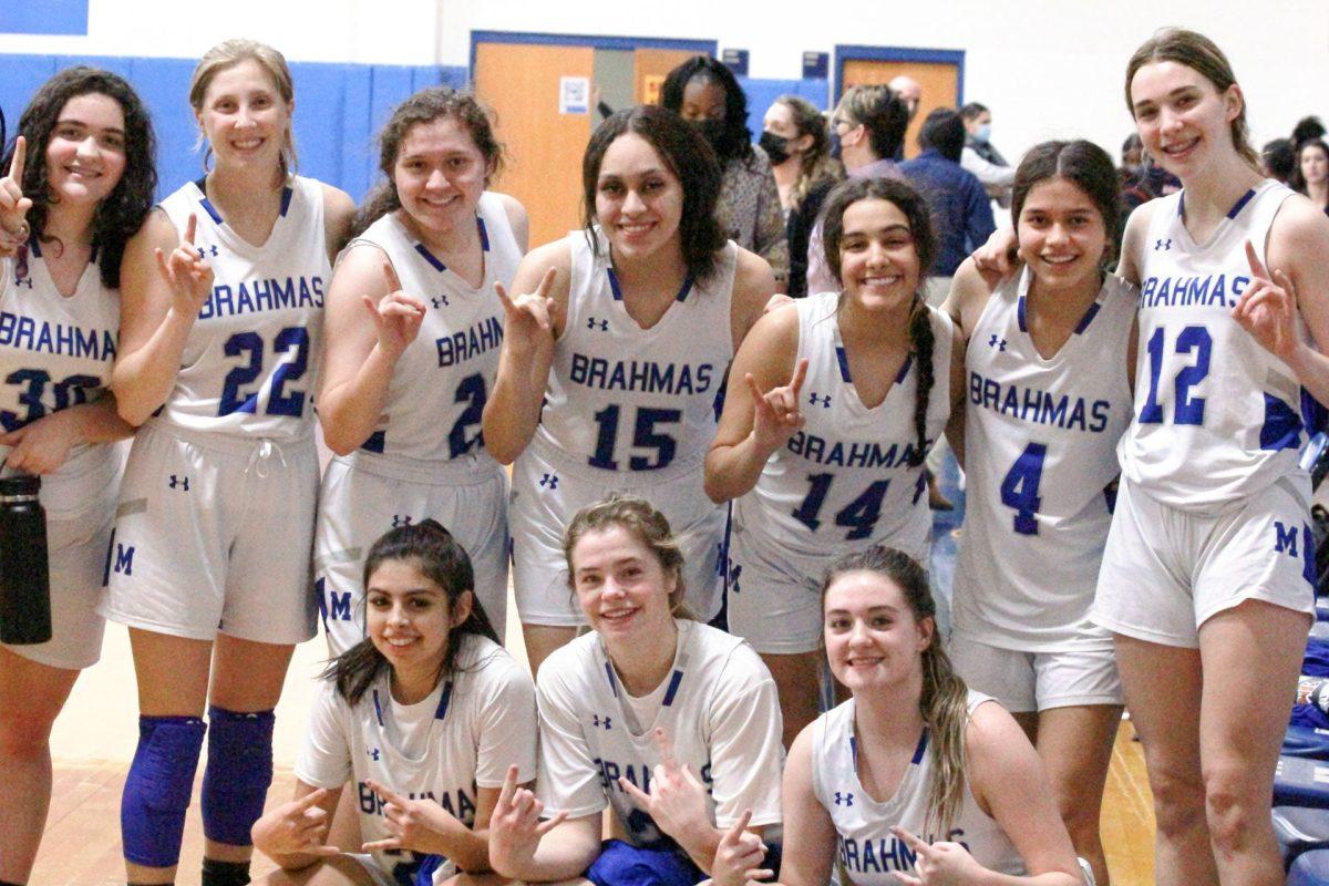 Girls Basketball Dominates Roosevelt