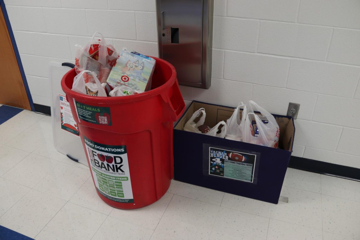 Giving Back: Clubs Partner for Thanksgiving Food Drive